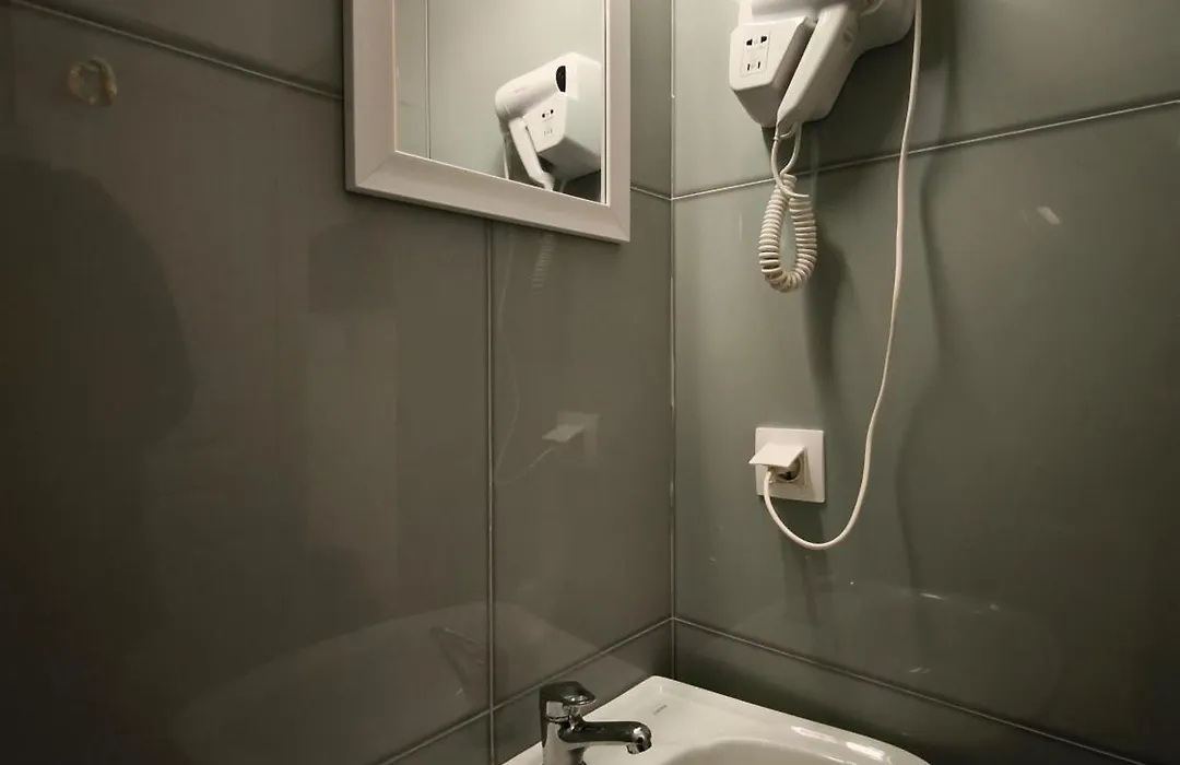 Liberal Mini Rooms-1